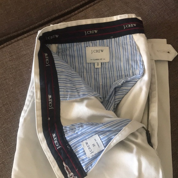 Men’s J. Crew khaki pants (31/32) - Picture 2 of 3